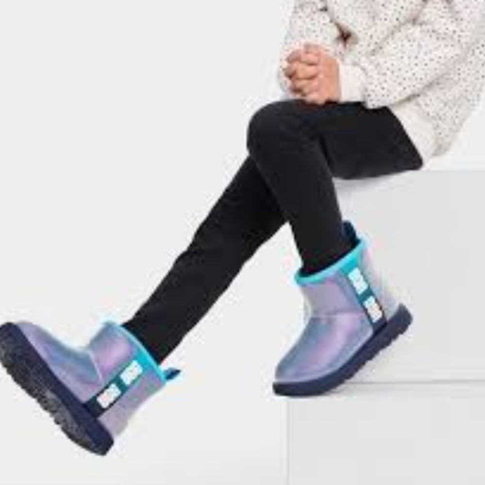 Ugg Classic Clear Minisize 5 youth /6 Women blue